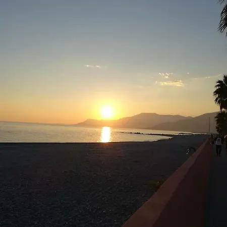 Le Del Sole Ventimiglia