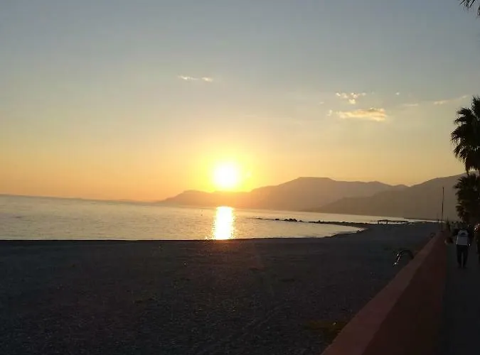Le Del Sole Ventimiglia